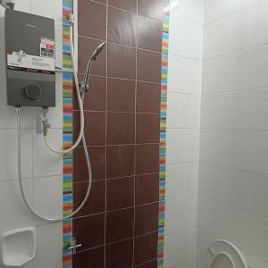 Cozy Zen next to Setia City Mall with Netflix