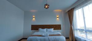FURNISHED ROSEVILLE APARTMENTs