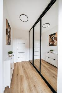 Modern Cosy Cottage w Views & Workspace