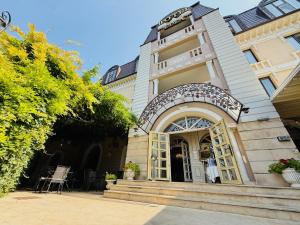 Hotel Eden