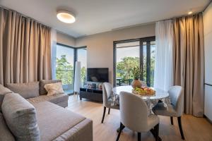 APARTAMENTY MIERZEJA - Sea Park z widokiem na morze, Krynica Morska