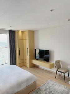 HoLiDay Hạ Long Apartmert
