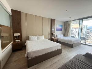 Miramar Beachfront Premier Homes