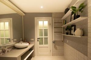 Designer Retreat in the Heart of Vera