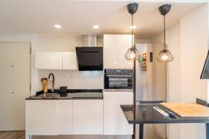 Cubos Espronceda Malaga Apartment