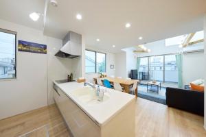 Shonan Surf House 海まで徒歩7分 湘南茅ヶ崎の一棟貸 専用デッキ 3ldk ロフト 江の島 鎌倉 最大7名 駐車場付