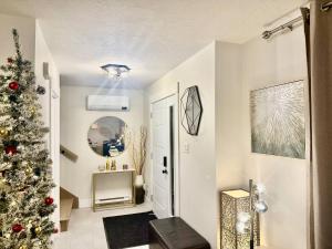Stylish 3BR Home Near Moncton Airport Free Parking