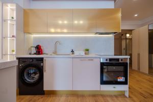 Premium Pipera Studio with Parking - Ivory 26B7
