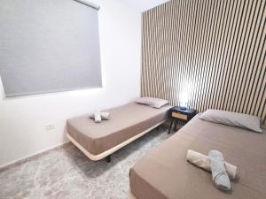 Newly renovated, centric 2 bedrooms apartment near to the beach - by TENERIFEHINTS
