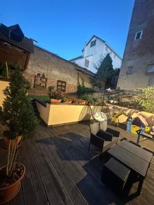 Apartmán s terasou ihneď v centre mesta