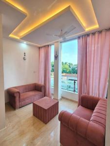 Shiva stay inn