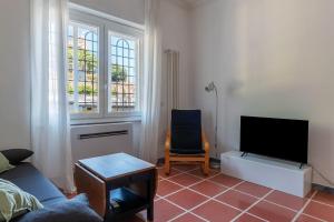 GuestHost - Homely Apt near MM San Giovanni