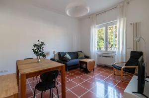 GuestHost - Homely Apt near MM San Giovanni