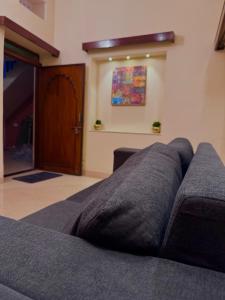Pinkbnb - Chic Stay in jaipur