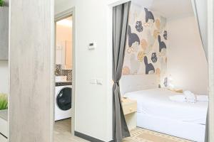 Design & Comfort with Fee Parking and AC