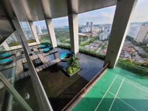 Azure Condo at Paradigm Mall Petaling Jaya 2BR 1B