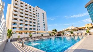 Best Western Plus Khan Hotel