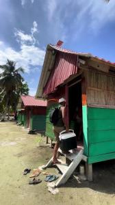 Cabaña privada en Guna Yala isla Diablo baño compartido