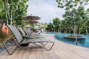 SeaView Beauty - 2 BR Condo at 37FL Near Walking Street and Pier