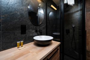 Aleksandrowska City Prestige Studio by BookingHost