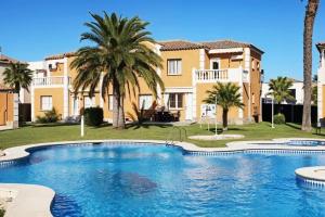 Oliva Nova MET & Beach 400 m playa y 30 del MET