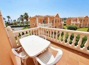 Oliva Nova MET & Beach 400 m playa y 30 del MET