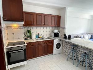 Charming Coastal Apartment 200 m from the Promenade