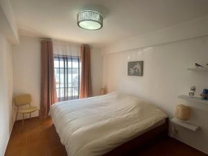 Charming Coastal Apartment 200 m from the Promenade