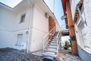 Apt for 4 Lake View, Terrace, WiFi and freeParking