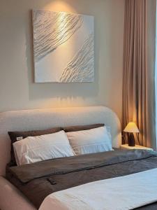 2BR Apartment with Fireworks - Ha Long Bay View