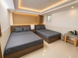 Hạng Phòng Tiêu Chuẩn Gần Chợ - TH&TH CN5 Hotel