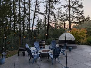 Sunny Grove Retreat