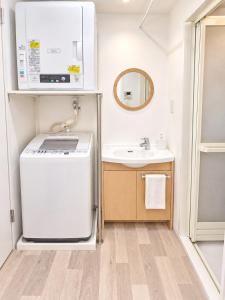 Quiet Renovated 38sqm with Sofa 3 min to Station
