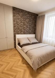 HEUHAUS Old Town - Presidential Palace & Free Parking