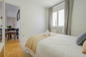 New Apt para 7pax en el corazon de Madrid-Centro