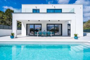 Villa Invigo Lux 4BD Private Pool
