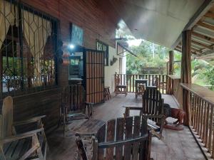 Leons House
