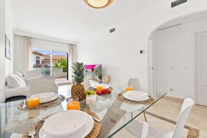 Golfcourses-Padel-2 pools-free parking