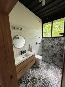 Casa Verde Modern Jungle Vila & Infinity Pool
