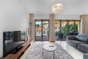 Luxury Living BU