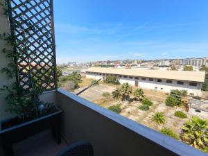 Cerulean Harbour ROOMS - WiFi, AC, 5 minutes from the Beach, Parking, Terrace, Air Conditioning