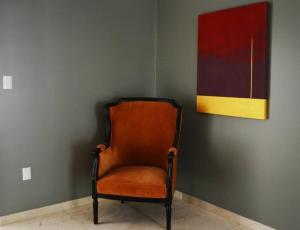 Condesa Residence Campeche 6 2BR, 1BA Apartment with Expansive Living Space