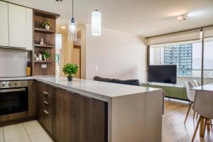 Exclusive Apt in Las Condes Balcony & Pool