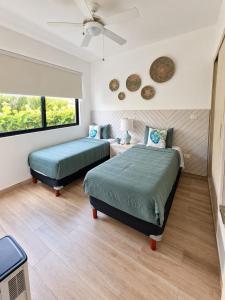 The Beach Crystal Lagoon luxury & private Jacuzzi