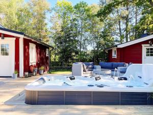 4 star holiday home in BRO