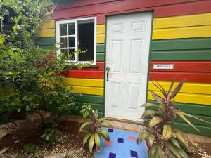Judy House Cottages and Rooms