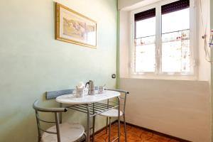 Rombolino Guest House -Free Parking - Vicino al PalaLivorno "Modigliani Forum"