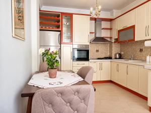 Central Tirana Studio, 3 Min to Skanderbeg