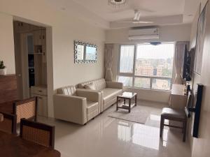 Modern 1BHK High Rise Near Azad Nagar Metro EK Ghar