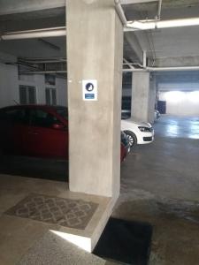 Studio Steps from the Beach plus Parking